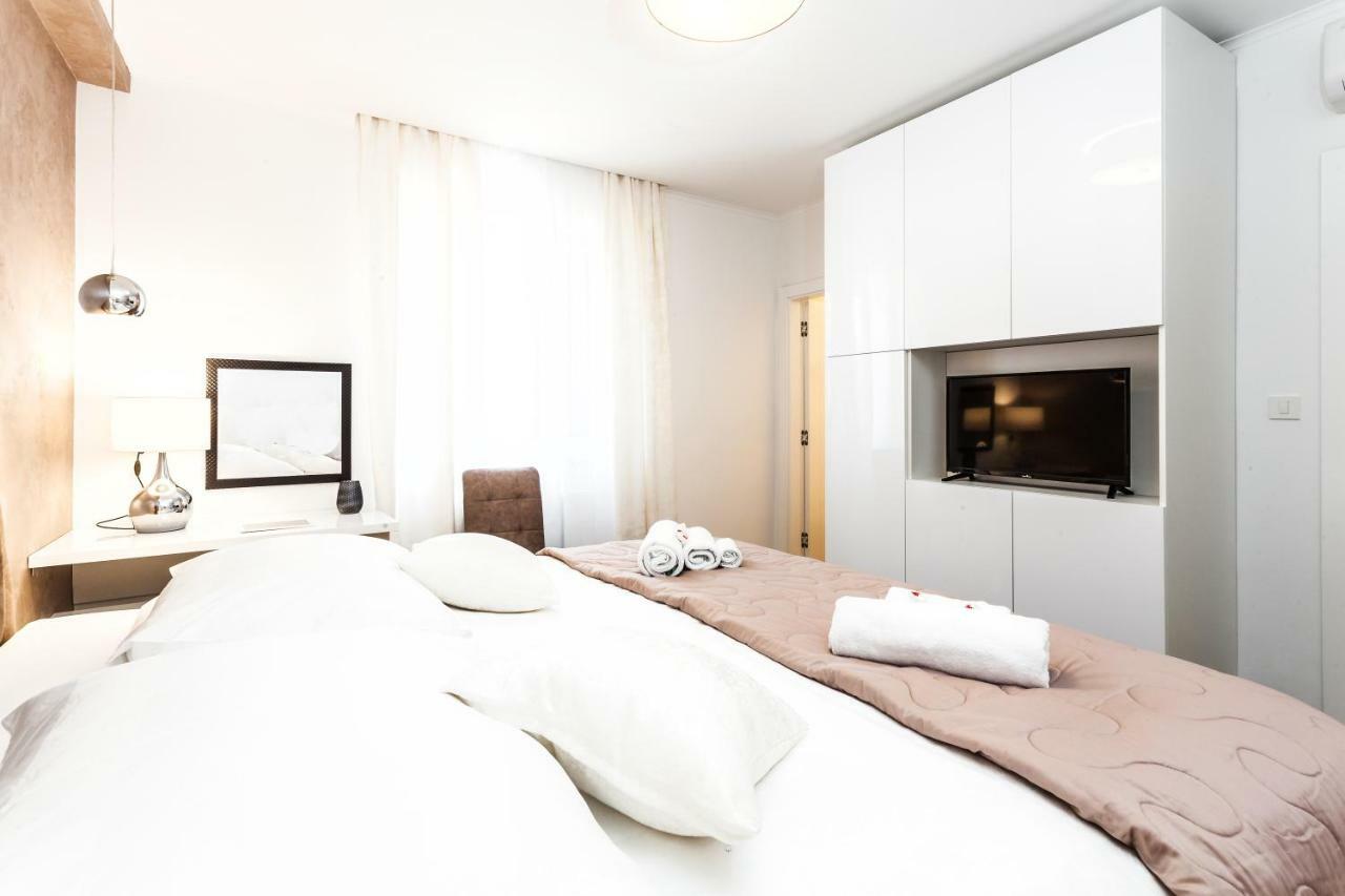 Apartment Zora Vela Luka Eksteriør billede